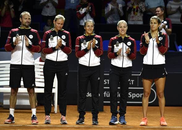 Team GER v li FED CUP Tennis Team Principal Captain Jens Gerlach GER Anna Lena Grönefeld GER Tatjana Maria GER Angelique KERBER GER Julia Görges GER Tennis Women Team Germany Germany Fed Cup Fed Cup 2018 Semifinals Germany GER vs Czech Republic CZE Porsche Arena Stuttgart 21 22 04 2018 Fed Cup Semifinals GER CZE Porsche Arena Stuttgart 2018