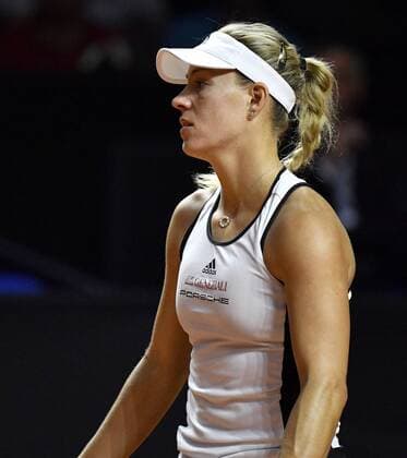 Angelique KERBER GER disappointed Tennis Women Team Germany Germany Fed Cup Federations FedCup 2018 Semifinals Germany GER vs Czech Republic CZE Porsche Arena Stuttgart 21 22 04 2018 Fed Cup Semifinals GER CZE Porsche Arena Stuttgart 2018