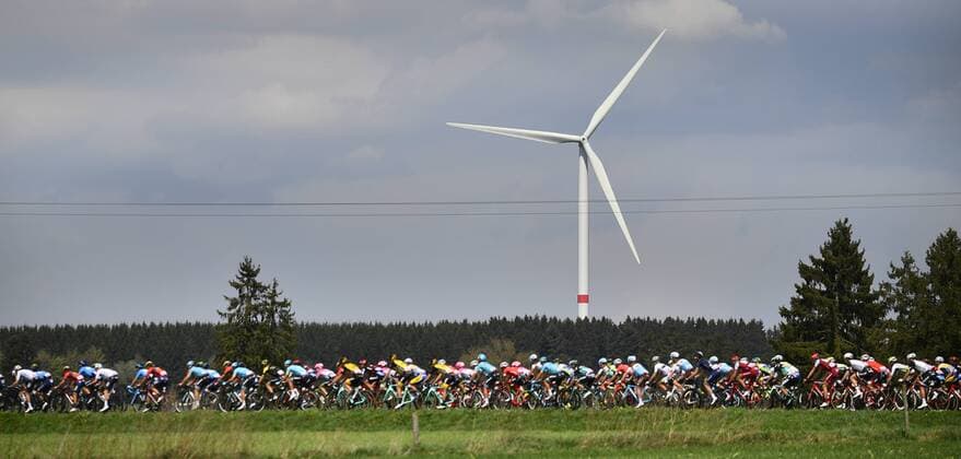 Illustration picture shows the pack of riders in action during the 104rth edition of the Liege-Bastogne-Liege one day cycling race, Sunday 22 April 2018, 258 km, in Liege. ERICxLALMAND  x05334095x