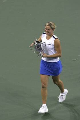 Tennis, US Open Damen Finale 2005, Kim Clijsters - Mary Pierce BRU364 - - NEW YORK, UNITED STATES: Kim Clijsters celebrates after winning the women s final at the 2005 US Open Tennis Tournament at the US Tennis Center in Flushing Meadows, New York Saturday 10 September 2005. Clijsters defeated Mary Pierce 6-3, 6-1. PHILIPPExBUISSIN  x3369082x