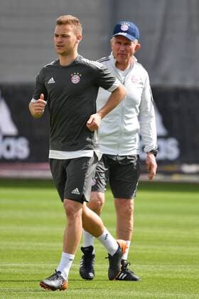 Joshua KIMMICH Bayern Munich Jupp HEYNCKES Bayern Munich Final training FC Bayern Munich before the Champions League Half-time against Real Madrid training ground at Saebener Strasse Football on 24 04 2018
