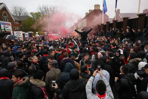 Football - 2017 2018 UEFA Champions League - Semi-Final, First Leg: Liverpool vs. A.S. Roma Liverpool fans outside Anfield prior to kick-off. COLORSPORT PAUL GREENWOOD 