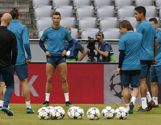 Entrenamiento del Real Madrid en Munich. En la imagen, Cristiano Ronaldo. Real Madrid training session in Munich. In this picture, Cristiano Ronaldo. 