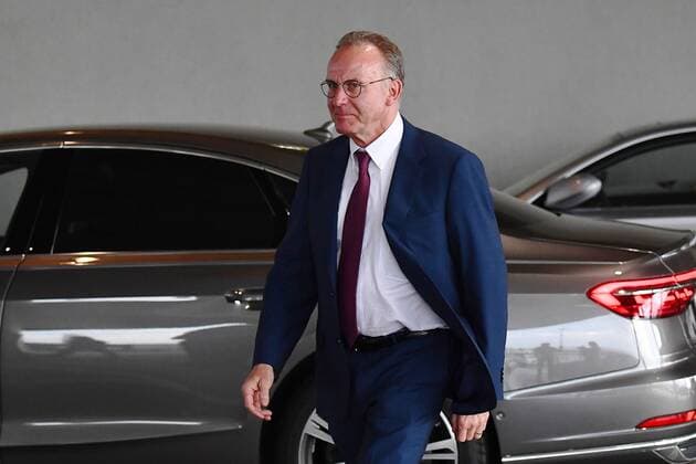 24 04 2018 xjhx Football Champions League Bayern Munich Real Madrid emporer Karl Heinz Rummenigge FC Bayern Muenchen on arrival in the Arena Munich