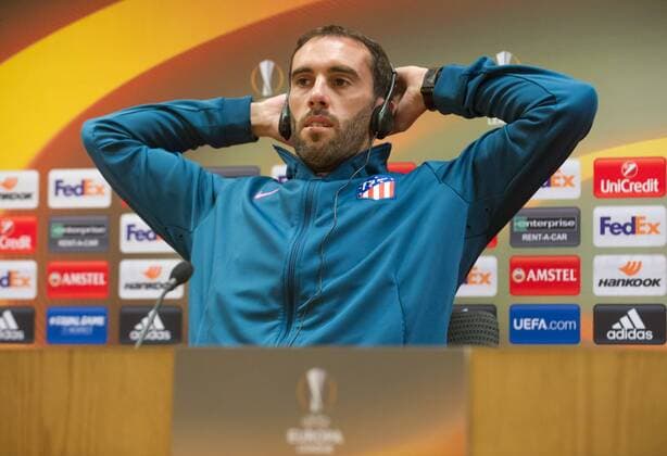 25 04 2018 Emirates Stadium (London) Pic shows Diego Godin, Atletico de MadridÂ s player, during a press conference PK Pressekonferenz before the training for the Europa League semi-final match against Arsenal. Picture: Gustavo Valiente Herrero  xGustavoxValientexHerrerox xx