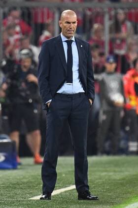 25 04 2018 xjhx Soccer Champions League FC Bayern Muenchen Real Madrid emspor v l Head Coach Zinedine Zidane Real Madrid Muenchen