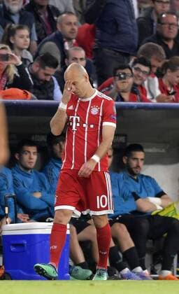 25 04 2018 Football UEFA Champions League 2017 2018 Semifinal First leg FC Bayern München Real Madrid at Allianz Arena Munich Arjen Robben Bayern Munich injured from the match