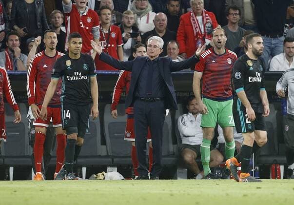 Coach Jupp Heynckes Bayern puzzled FC Bayern Munich Real Madrid München GER 25 042018 Semifinals Soccer Champions League 2017 2018