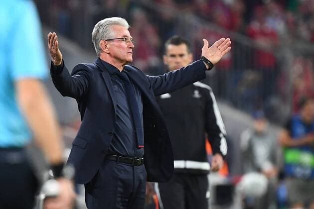 25 04 2018 xjhx Soccer Champions League Bayern Munich Real Madrid emspor v l Coach Head Coach Jupp Heynckes FC Bayern Munich Muenchen gives gesticulated instruction gesticulate gestures with the arms gives instructions gesticulate Munich