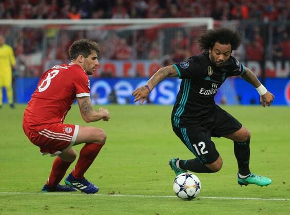 20180425 Champions League FC Bayern vs Real Madrid Allianz Arena Munich Football Sport im Bild Javi Martinez FCB vs Marcelo Real Madrid