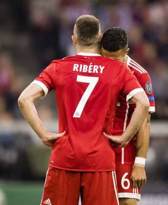 Munich 25 04 2018 Franck Ribery FCB Thiago FCB disappoint Bayern Munich Real Madrid