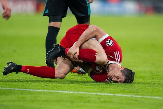 25.04.2018 MONACHIUM, PILKA NOZNA (FOOTBALL), UEFA LIGA MISTRZOW (UEFA CHAMPIONS LEAGUE), SEZON 2017 2018 , 1 4 FINAL (QUARTER-FINALS) MECZ FC BAYERN MONACHIUM - REAL MADRYT (FC BAYERN MUNCHEN - REAL MADRID) NZ ROBERT LEWANDOWSKI FOTO LUKASZ SKWIOT CYFRASPORT NEWSPIX.PL --- Newspix.pl FRANCE OUT!  20180425CSLS0077