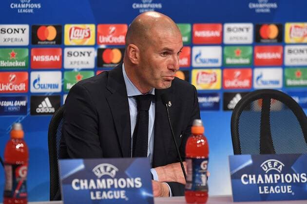 Football Champions League semi-finals Bayern Munich Real Madrid on 25 04 2018 in the Allianz Arena in Munich Zinedine Zidane coach Madrid xRx