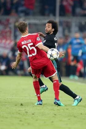 Thomas Mueller Bayern Munich 25 Marcelo Real Madrid CF 12 FC Bayern Munich vs Real Madrid CF Champions League Semi Finals Soccer 25 04 2018 FC Bayern Munich vs Real Madrid CF Champions League Semi Finals Soccer 25 04 2018 Muenchen Copyright: xEIBNER HarryxLangerx EP_HLR