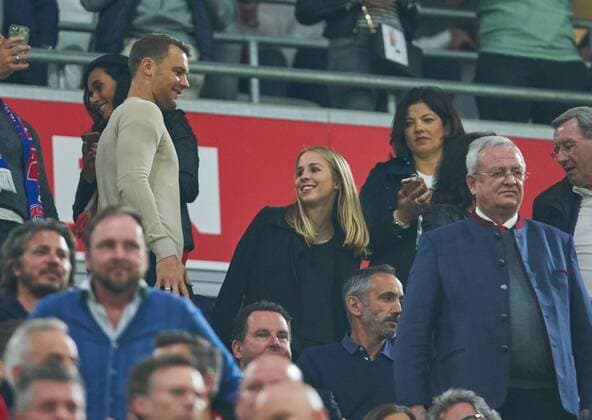 Manuel NEW FCB 1 Nina Weiss Wife of Manuel New Dr Martin WINTERKORN VW CEO Ex CEO FC BAYERN MUENCHEN REAL MADRID 1 2 Semifinals First leg Football UEFA Champions League Munich Germany 25 04 2018 CL Season 2017 2018 FCB