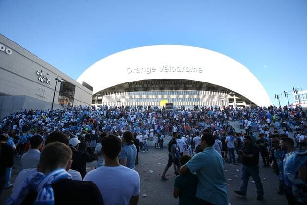 SOCCER - EL, Marseille vs RBS MARSEILLE,FRANCE,26.APR.18 - SOCCER - UEFA Europa League, semifinal, Olympique de Marseille vs Red Bull Salzburg. Image shows fans of Marseille. GEPAxpictures xMathiasxMandl