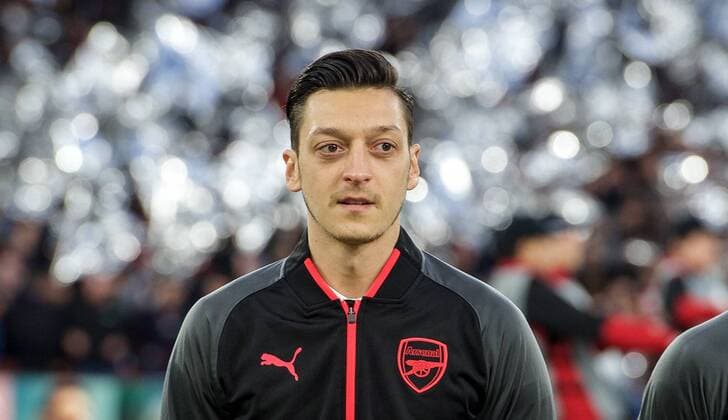 Mesut Ozil of Arsenal pre match during the UEFA Europa League 1st leg match between Arsenal and Atletico Madrid at the Emirates Stadium, London, England on 26 April 2018. Copyright: xAndyxAleksiejczukx PMI-1995-0002
