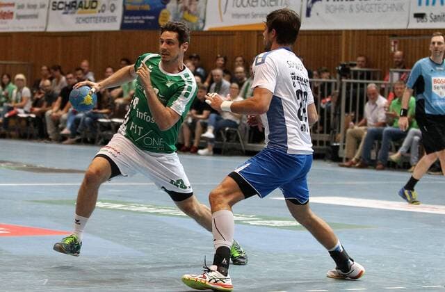 Benedikt Brielmeier DJK Rimpar Wolves Paco Barthe SG BBM Bietigheim DKB 2 Handball Bundesliga DJK Rimpar Wolves SG BBM Bietigheim xfsx