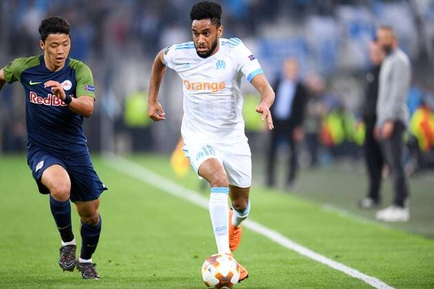18 JORDAN AMAVI (OM) - 19 HEE CHAN HWANG (SALZ) FOOTBALL : Marseille vs Red Bull Salzburg - Ligue Europa - 26 04 2018 FEP Panoramic 