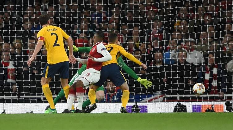 Arsenal v Atletico Madrid UEFA Europa League Semi-Final Arsenal s Alexandre Lacazette scores his side s first goal of the game during the UEFA Europa League Semi-Final match at the Emirates Stadium, London Content Not Available For UK Newspapers Copyright: xDanielxHamburyx FIL-11704-0038