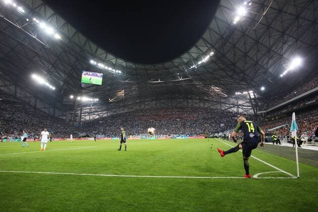 SOCCER - EL, Marseille vs RBS MARSEILLE,FRANCE,26.APR.18 - SOCCER - UEFA Europa League, semifinal, Olympique de Marseille vs Red Bull Salzburg. Image shows Valon Berisha (RBS). GEPAxpictures xMathiasxMandl