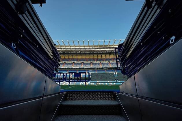 25 04 2018 xovx Football Spain Real Madrid Stadium emspor Estadio Santiago Bernabeu Home ground of Real Madrid Exit of the player tunnel on the way to the pitch Stadium view Interior Lawn Madrid