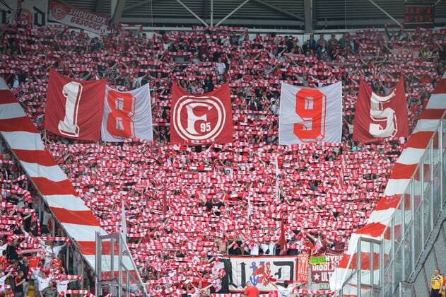 Fans von Fortuna Duesseldorf, SG Dynamo Dresden vs. Fortuna Duesseldorf, Fussball, 2. Bundesliga, 28.04.2018, SG Dynamo Dresden vs. Fortuna Duesseldorf, Fussball, 2. Bundesliga, 28.04.2018 Dresden *** Fans of Fortuna Duesseldorf SG Dynamo Dresden vs Fortuna Duesseldorf Soccer 2 Bundesliga 28 04 2018 SG Dynamo Dresden vs Fortuna Duesseldorf Soccer 2 Bundesliga 28 04 2018 Dresden Copyright: xEIBNER BertxHarzerx EP_BHR