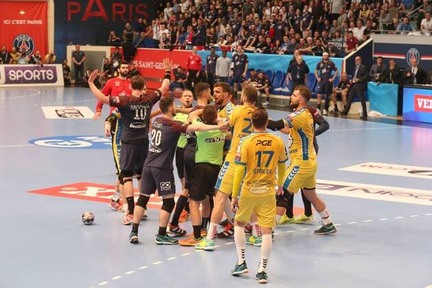 Altercation HANDBALL : PSG Vs KIELCE - Champions League - 28 04 2018 MichaelBaucher Panoramic 