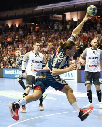 Handball Men EHF Cup Season 2017 18 Quarterfinal second leg Füchse Berlin RK Nexe Mattias Zachrisson Nr 21 Füchse Berlin 28 04 18 Copyright: xMichaelxHundtx xMatthiasxKochx