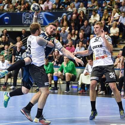 Mens Handball Mens EHF Cup Season 2017 18 Quarter-Finals Playoff Foxes Berlin RK Nexe Albin Eter No. 6 RK Nexe Johan Koch No. 77 Foxes Berlin Aljaz Lavric No. 32 RK Nexe 28 04 18 Copyright: xMichaelxHundtx xMatthiasxKochx