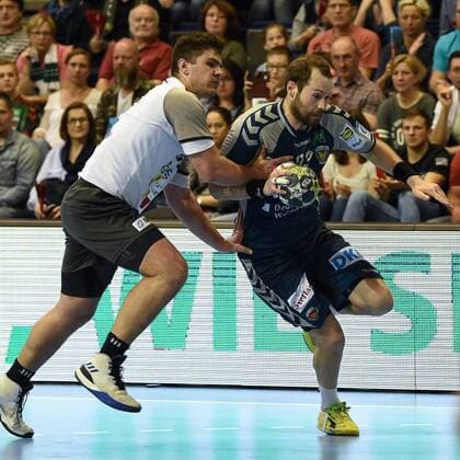 Mens Handball Mens EHF Cup Season 2017 18 Quarter-finals 2nd leg Füchse Berlin RK Nexe Marin Sipic No 2 RK Nexe Steffen Fäth No 23 Füchse Berlin 28 04 18 Copyright: xMichaelxHundtx xMatthiasxKochx