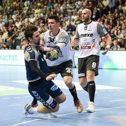 Mens Handball Mens EHF Cup Season 2017 18 Quarter-Finals Playoffs Füchse Berlin RK Nexe Fabian Wiede No 3 Foxes Berlin Mario Tomic No 33 RK Nexe Marko Mrdenovic No 8 RK Nexe 28 04 18 Copyright: xMichaelxHundtx xMatthiasxKochx