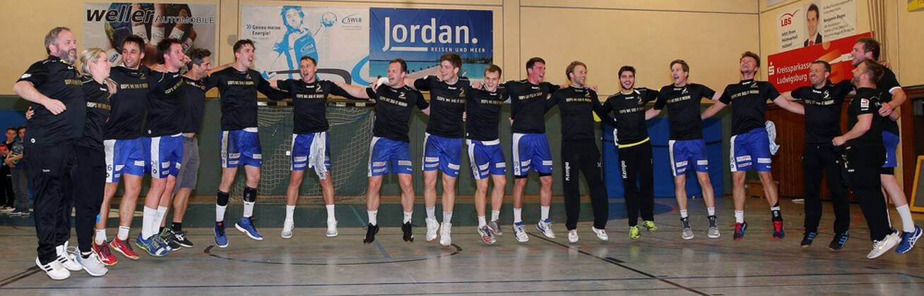 BAU 28 04 2018 Kornwestheim handball SV Kornwestheim vs VfL Pfullingen Kornwestheim celebrates the championship
