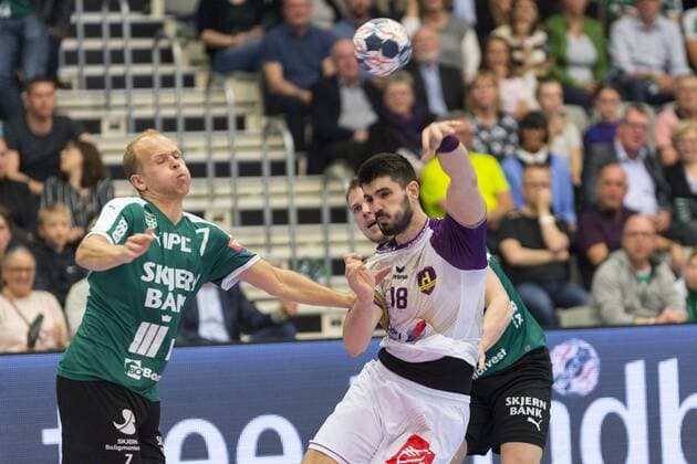 Eduardo Gurbindo (18) fra HBC Nantes skyder paa maal under Champions League kvartfinalen i herrehaandbold mellem Skjern Haandbold og HBC Nantes i Skjern Bank Arena i Skjern, soendag den 29. april 2018. , Skjern  Copyright: MadsxDalegaardx COP106 spdk20180429-185825-L