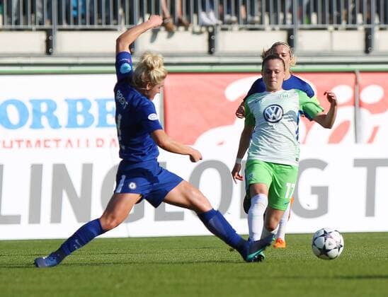 Wolfsburg vs Chelsea CL Women Wolfsburg Germany 29 04 2018 FOOTBALL VfL Wolfsburg vs Chelsea FC Semifinals UEFA Womens Champions League Season 2017 18 Picture shows Millie Bright Chelsea Ewa Pajor VfL Wolfsburg Wolfsburg