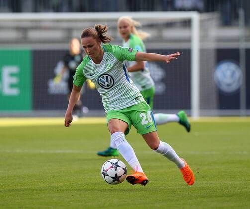 Wolfsburg vs Chelsea CL Women Wolfsburg Germany 29 04 2018 FOOTBALL VfL Wolfsburg vs Chelsea FC Semifinals UEFA Womens Champions League Season 2017 18 Image shows Caroline Graham Hansen VfL Wolfsburg Wolfsburg