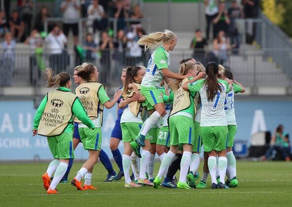 Wolfsburg vs Chelsea CL Women Wolfsburg Germany 29 04 2018 FOOTBALL VfL Wolfsburg vs Chelsea FC Semifinals UEFA Womens Champions League Season 2017 18 Image shows final victory Final Wolfsburg