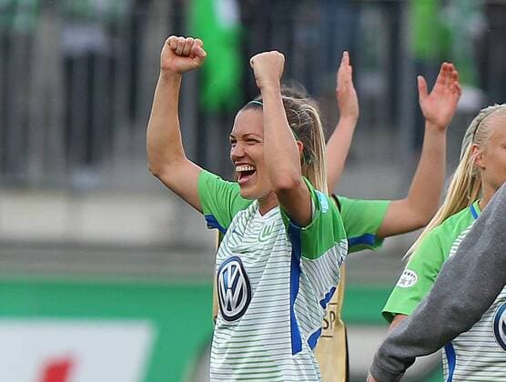 Wolfsburg vs Chelsea CL Women Wolfsburg Germany 29 04 2018 FOOTBALL VfL Wolfsburg vs Chelsea Semi-Finals UEFA Womens Champions League Season 2017 18 Image shows Final Final Lara Dickenmann VfL Wolfsburg Wolfsburg
