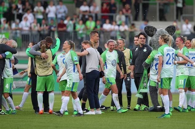 Wolfsburg vs Chelsea CL Women Wolfsburg Germany 29 04 2018 FOOTBALL VfL Wolfsburg vs Chelsea FC Semifinals UEFA Womens Champions League Season 2017 18 Image shows final victory Final Wolfsburg