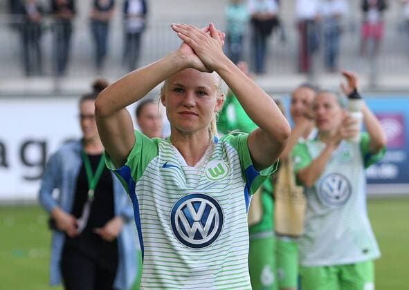 Wolfsburg vs Chelsea CL Women Wolfsburg Germany 29 04 2018 FOOTBALL VfL Wolfsburg vs Chelsea FC Semifinals UEFA Womens Champions League Season 2017 18 Image shows Final Final Pernille Harder VfL Wolfsburg Wolfsburg