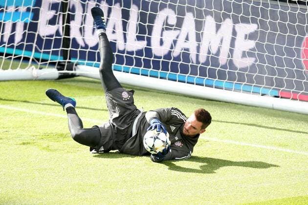 Goalkeeper Sven Ulreich Bayern Munich 26 Training Real Madrid CF vs Bayern Munich Champions League Semifinals Soccer 30 04 2018 Training Real Madrid CF vs Bayern Munich Champions League Semifinals Football 30 04 2018 Madrid Copyright: xLanger Eibner-Pressefotox EP_HLR