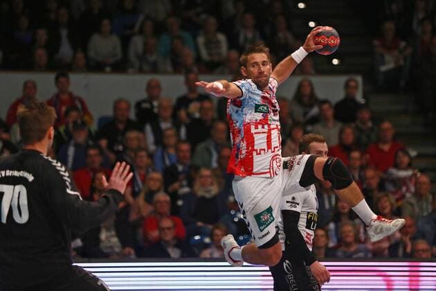 Handball 3 Bundesliga 2017 2018 Hamburg Handball vs MTV Brunswick Stefan Schröder Schroeder Hamburg in the jump throw to the gate 27 18 Sports hall Alsterdorf Hamburg