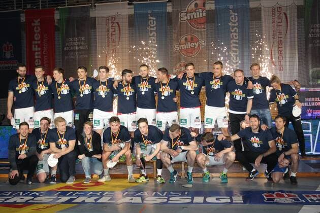 Handball 3 Bundesliga 2017 2018 Hamburg Handball vs MTV Braunschweig Team photo of the champions Sporthalle Alsterdorf Hamburg