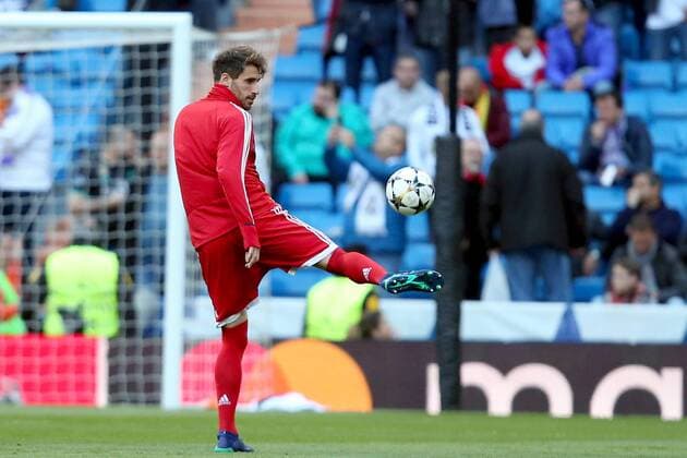 Javier Martinez FC Bayern Muenchen 8 during warm-up Real Madrid CF vs Bayern Munich Champions League Semifinals Soccer 01 05 2018 Real Madrid CF vs Bayern Munich Champions League Semifinals Football 01 05 2018 Madrid Copyright: xLanger Eibner-Pressefotox EP_HLR