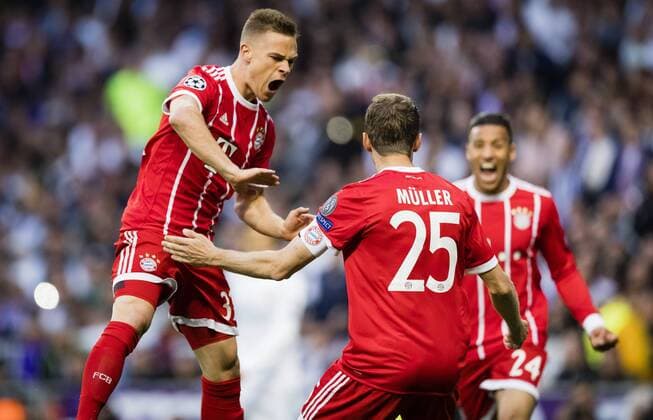 Madrid 01 05 2018 Torjubel Joshua Kimmich FCB Thomas Müller FCB Corentin Tolisso FCB Real Madrid Bayern Munich