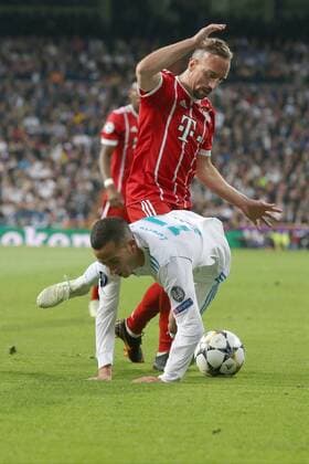 Franck Ribery Bayern Munich 7 Lucas Vazquez Real Madrid CF 17 Real Madrid CF vs Bayern Munich Champions League Semifinals Football 01 05 2018 Real Madrid CF vs Bayern Munich Champions League Semifinals Football 01 05 2018 Madrid Copyright: xLanger Eibner-Pressefotox EP_HLR