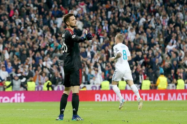 Goalkeeper Sven Ulreich Bayern Muenchen 26 can not believe Real Madrid CF vs Bayern Munich Champions League Semifinals Soccer 01 05 2018 Real Madrid CF vs Bayern Munich Champions League Semifinals Football 01 05 2018 Madrid Copyright: xLanger Eibner-Pressefotox EP_HLR