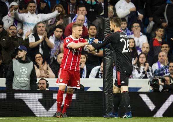 Madrid 01 05 2018 Cheers Joshua Kimmich FCB Goalkeeper Sven Ulrich FCB Real Madrid Bayern Munich