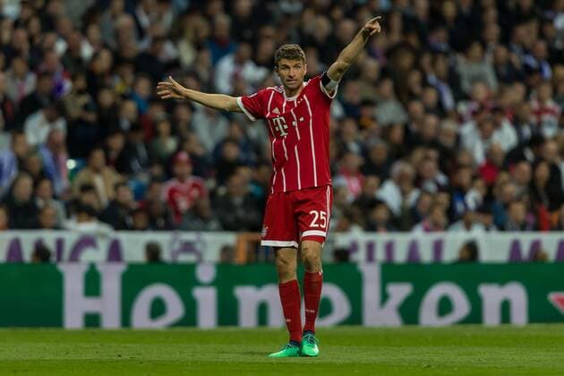 Madrid Spain 01 05 2018 UEFA Champions League 2017 18 Season Semi finals Semifinal Second leg Rally Real Madrid FC Bayern Munich Thomas Mueller FCB gestures DeFodi048