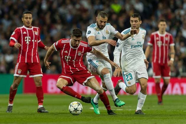 Madrid Spain 01 05 2018 UEFA Champions League 2017 18 Season Semi finals Semifinals Second leg Relegation Real Madrid FC Bayern Munich Robert Lewandowski FCB and Karim Benzema Real Madrid defeated DeFodi048
